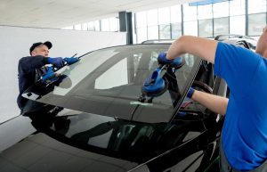 Your Go-To for Reliable Windshield Replacement in Orlando, FL